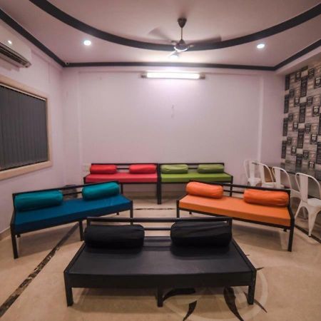 Happinest - The Backpacker'S Hostel Mumbai Dış mekan fotoğraf