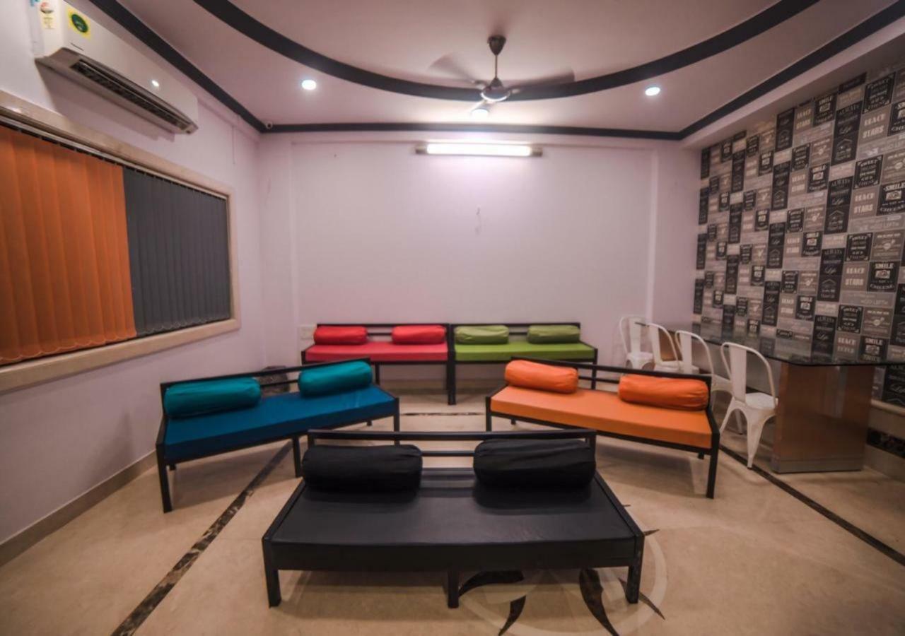 Happinest - The Backpacker'S Hostel Mumbai Dış mekan fotoğraf